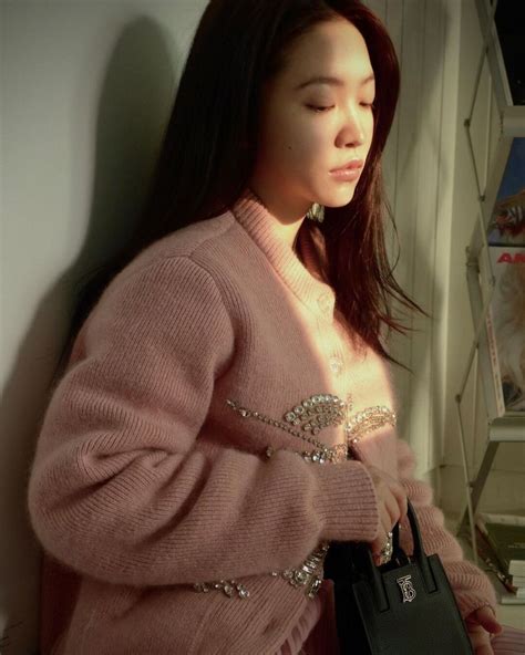 burberry yeri red velvet|Red Velvet's Yeri stuns fans with her gorgeous visuals .